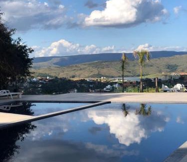 Capitolio Apartment | Inviting Suite at Mirante Escarpas with Pool & Pet Friendly