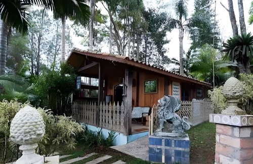 Embu das Artes House | Budget-Friendly Suíte Toledo with Pet-Friendly Amenities