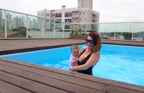 Centro House | Beachfront Suites in Balneário Camboriú with Pool & Breakfast