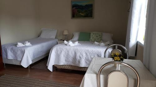 Jardim Andira Bed & Breakfast | Rated 10/10: Suítes Bela Joao e Maria with Breakfast Included