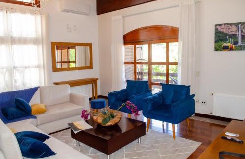 Vila Luiza House | Cozy Suites at Casa Aurora - Pet Friendly & Kitchen Access