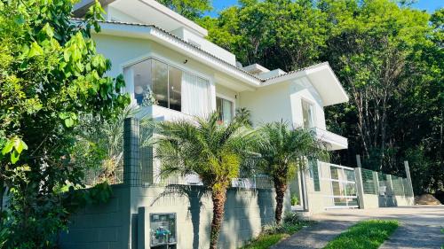 Garopaba House | Guest Rated Suites at Costa Do Macacu-Garopaba