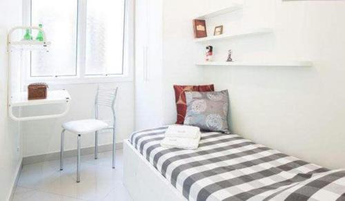 Auxiliadora House | Comfortable Suites on Avenida Carlos Gomes with Kitchen Access