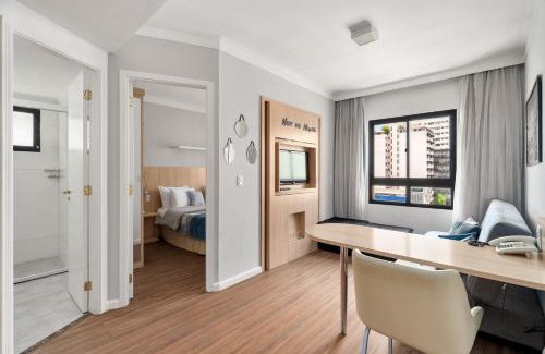 Pinheiros Apartment | Elegant Suites at INNSIDE Pinheiros with Ocean Views