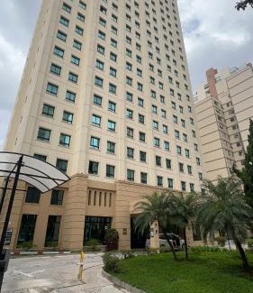 Pinheiros Apartment | Elegant Suites at INNSIDE Pinheiros with Ocean Views