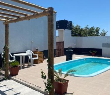 Prado Apartment | Highly Rated Suítes Jasmim with Pool & Family-Friendly Perks