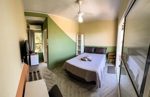 Santinho Bed & Breakfast | Unforgettable Stays at Suítes Maltes CraftBeer with Pool