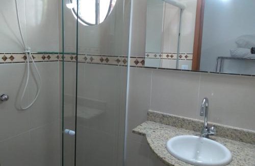Jacarepagua House | Guest Rated 10/10: Suítes Nosso Lar with Pool & Kitchen
