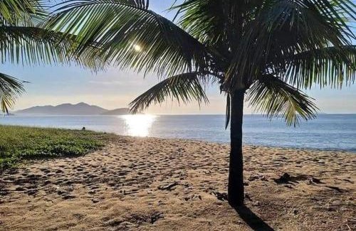 Jardim Capricornio House | Discover Suítes Som do Mar: Pet-Friendly Retreat with 9.5/10 Score