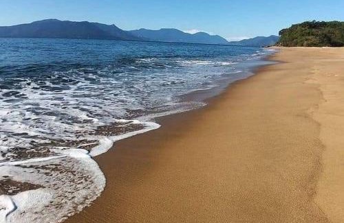 Jardim Capricornio House | Discover Suítes Som do Mar: Pet-Friendly Retreat with 9.5/10 Score
