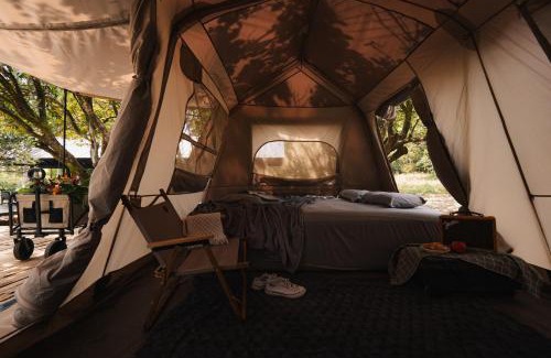 Chau Duc Other | Discover Comfort at Suối Camp with Oceanfront Amenities