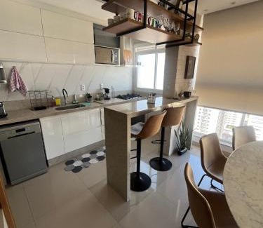 Setor Bueno Apartment | Experience Breathtaking Views at Sua Casa no Bueno