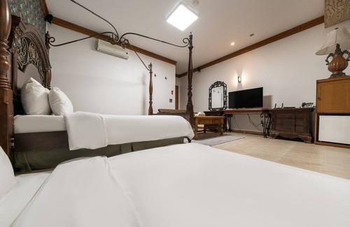 Chungju Hotel | Cozy Suanbo Hotel with Spa, Breakfast & Family-Friendly Perks