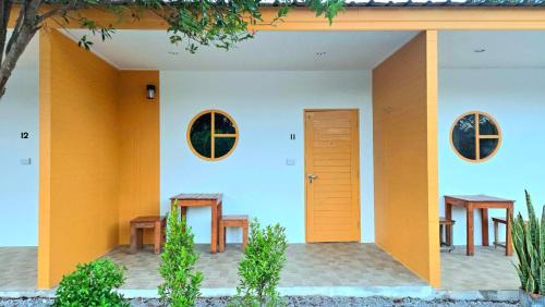Don Sak House | Family-Friendly Suanvadee Resort with 8.9/10 Rating