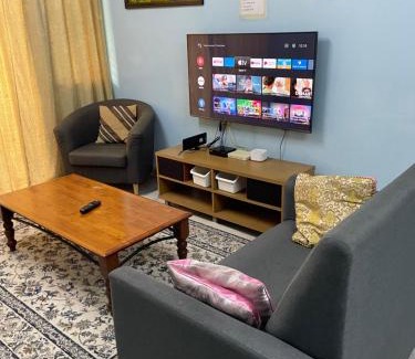 Bandar Sunway Apartment | Relaxing Subang Ville Ehsan Apartment with Pool & Spa