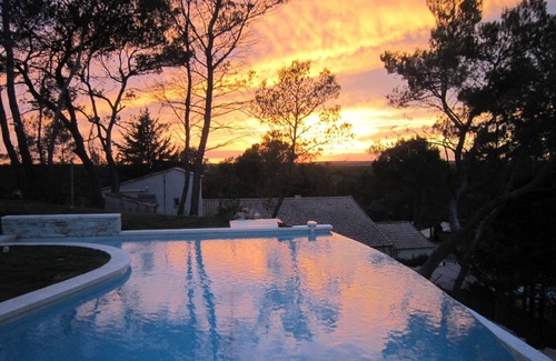 Cabries House | Designer Villa with Infinity Pool and Ocean View Retreat