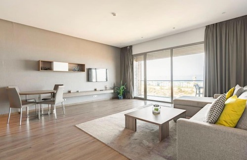 Ain Diab Apartment | Elegant Appart Ocean Park with Pool and Ocean Views
