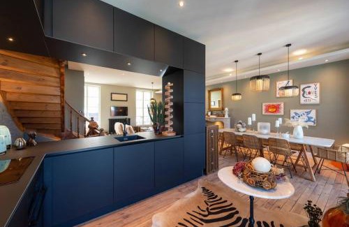 Cœur de Ville Apartment | Pet-Friendly Duplex Villa with 10/10 Guest Rating