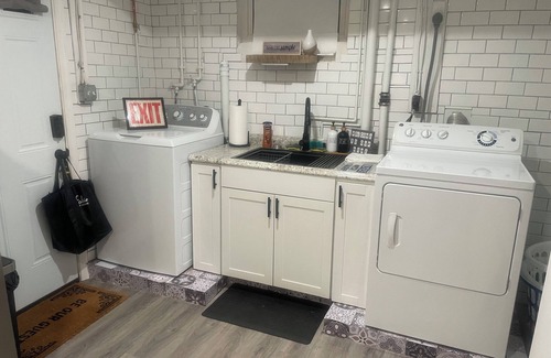 Forestville Apartment | Subtle Peace Suite - Charming 2-bedroom apartment w/WiFi, AC Central to DC/MD/VA