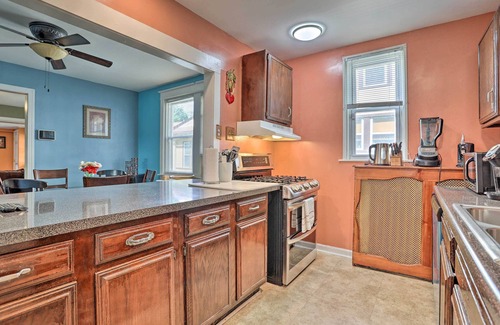 Lansdowne House | Inviting Suburban Home with Backyard Patio Near Downtown