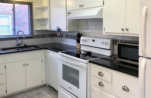 Columbus Apartment | Discover Suburban Living with Spa and Pet-Friendly Comfort