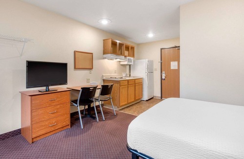 Huntsville Hotel | Convenient Suburban Studios Near Huntsville University