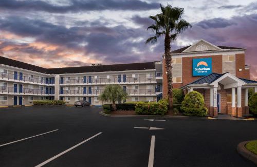 Stuart Hotel | Convenient Suburban Studios Stuart near Federal Hwy 1