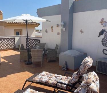 Sucina House | Convenient Sucina 2 Bed Bungalow Near Town Center