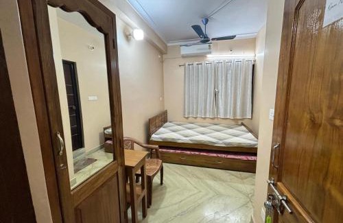 Mayapur Hotel | Sudama Bhavan