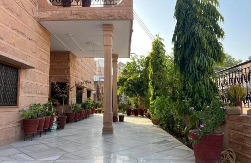 Mandore House | Guest Rated 10/10 at Sudarshan Homestay - Family Friendly