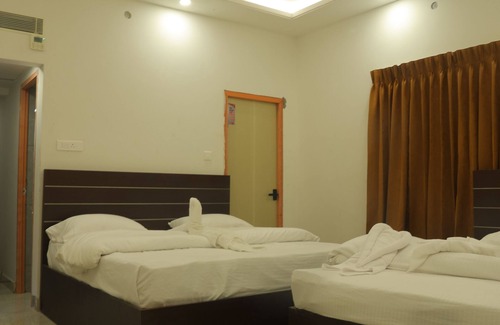 Thirukadaiyur Hotel | Child-Friendly Sudeeksha Residency with 10/10 Guest Rating