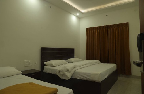 Thirukadaiyur Hotel | Child-Friendly Sudeeksha Residency with 10/10 Guest Rating