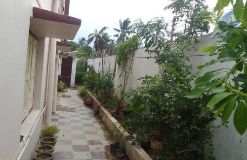 Puri Apartment | Family-Friendly Retreat at Sudha Kutir A with Breakfast