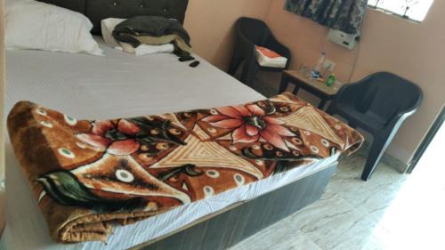 Gomti Nagar Bed & Breakfast | Discover Sudha Sadan: Pet-Friendly Stay with Breakfast