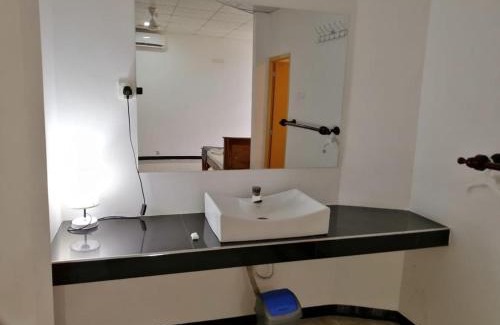 Anuradhapura Hotel | Budget-Friendly Sudunelum Holiday Resort with Free Breakfast