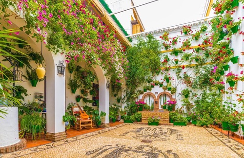 Cordoba Apartment | Cozy Sueños de Córdoba Apartment with Spa and Breakfast