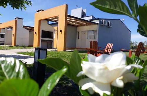 Chajari Cabin | Relaxing Getaway at Sueños de Termas with Ocean Views