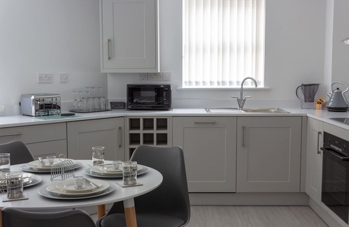 Ipswich Apartment | Weekend Getaways & Business Trips with Top Rated Amenities