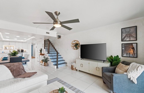 Panama City Beach Condo | Relax at Sugar Beach with Ocean Views and Family Amenities