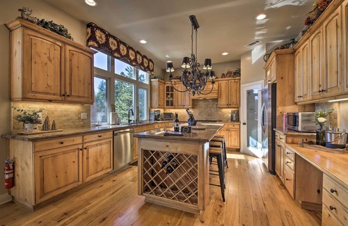 Twin Peaks House | Relax at Sugar Bear Lodge: Game Room & Spa Access Nearby
