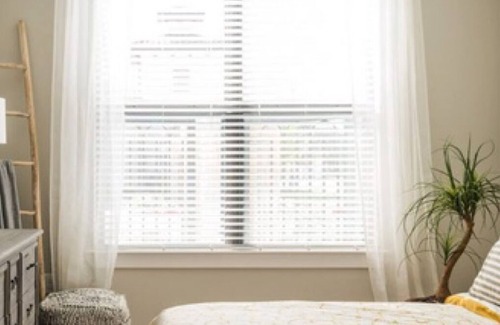 Sugar Land Apartment | Discover Sugar Land: 2BR with Garage & Pool Access