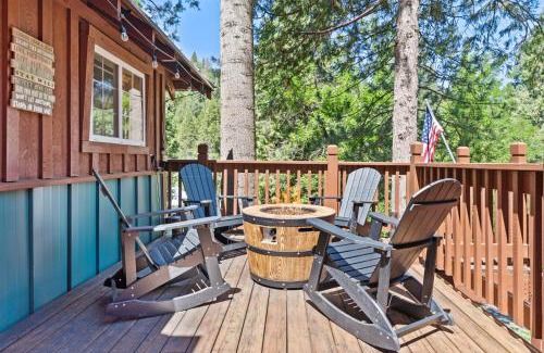 Sugar Pine House | Cozy Sugar Pine Cabin: King Bed & Fire Pit Retreat