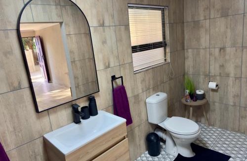 Polokwane House | Cozy Sugar Plum Rest: 4-Star Pet-Friendly Retreat