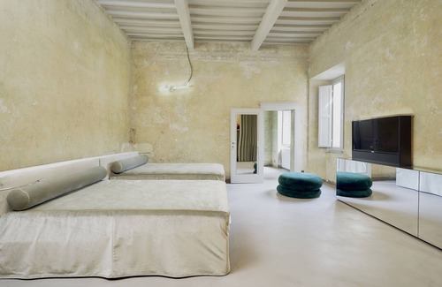 Quartiere di Porta Crucifera House | Experience Sugar Rooms: Top-Rated Elegance with Spa & Dining