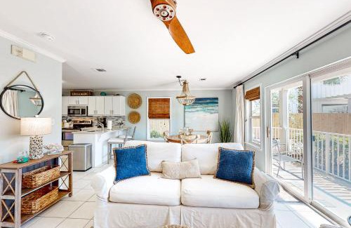 Seagrove Beach Apartment | Discover Sugar Sand Oasis: Pet-Friendly with Pool Access