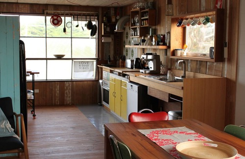 Venus Bay House | Beachfront Sugar Shack: Pet & Child-Friendly Retreat