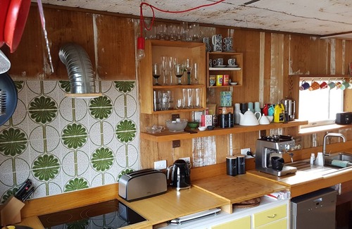 Venus Bay House | Beachfront Sugar Shack: Pet & Child-Friendly Retreat
