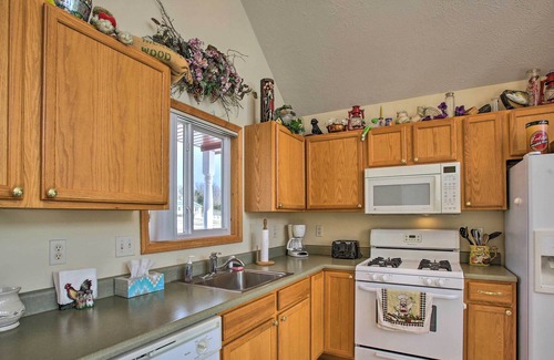 Gladwin House | Sugar Springs Getaway 2 Mi to Lake Lancer!