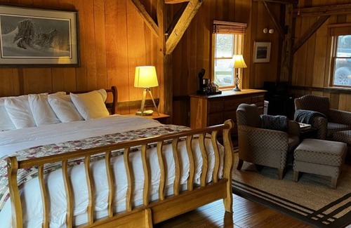 Vesuvius Bed & Breakfast | Discover Sugar Tree Inn: Family-Friendly with Top Amenities