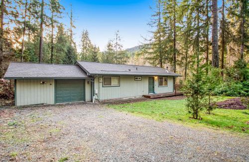 Sudden Valley House | Relax at Sugarpine Retreat: Pet and Child Friendly Getaway